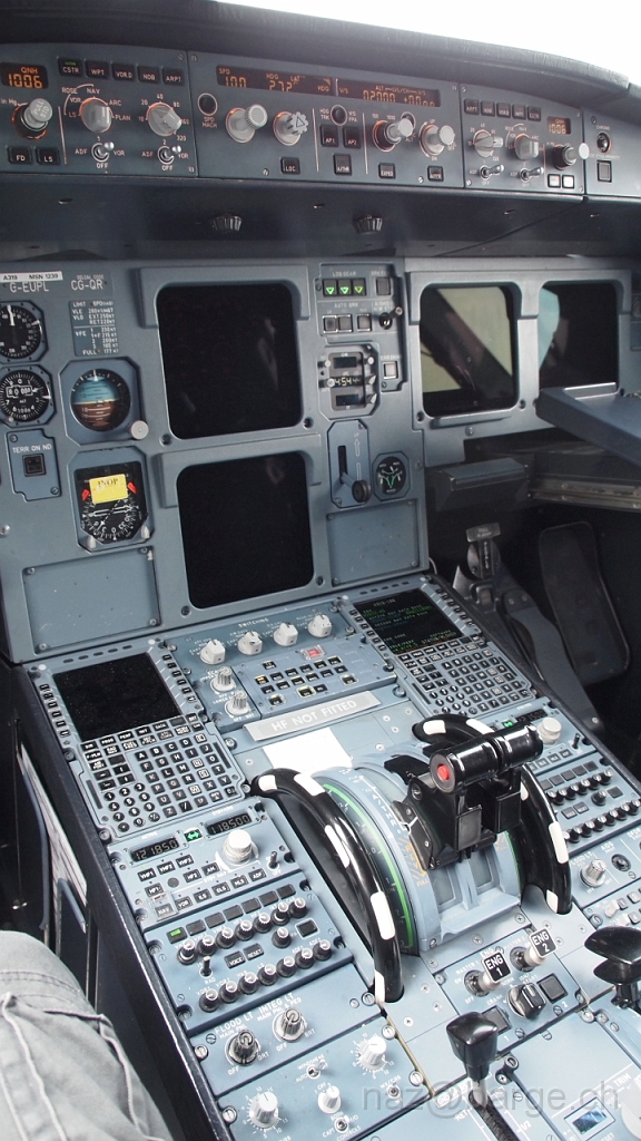 P9040800.JPG - OLYMPUS DIGITAL CAMERA         